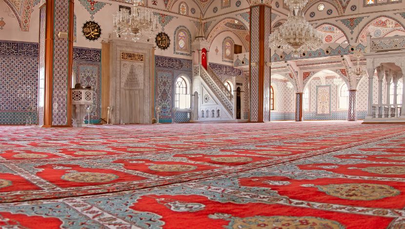 tugas-marbot-masjid-menjaga-kebersihan tugas marbot masjid menjaga kebersihan