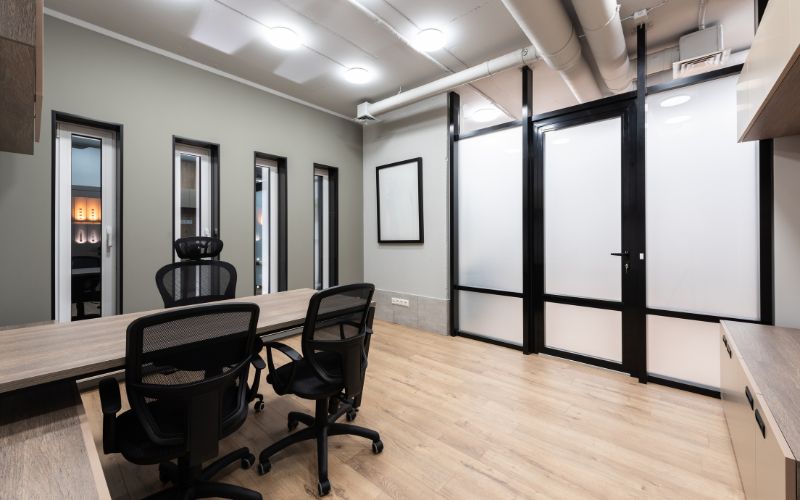 jenis lantai laminasi untuk kantor