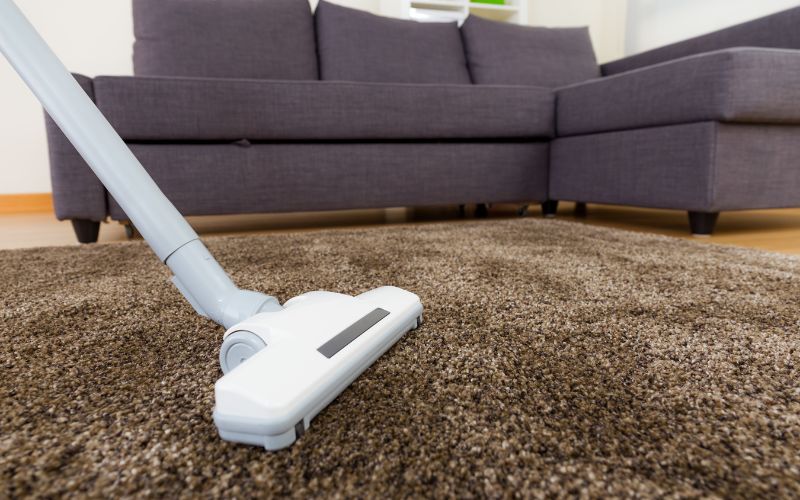 cara mencuci karpet bahan polyester featured image